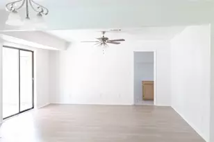 3202 Hemingway Dr, Montgomery, TX 77356 - Photo 9