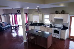 3716 Sabrina, Galveston, TX 77554 - Photo 13