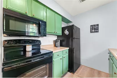 749 Ferguson Drive, Cleveland, TX 77327 - Photo 11