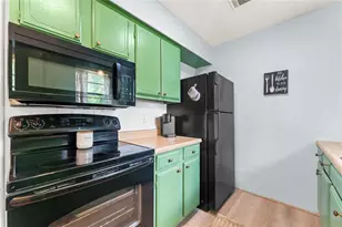 749 Ferguson Dr, Cleveland, TX 77327 - Photo 11