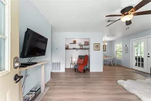 749 Ferguson Dr, Cleveland, TX 77327 - Photo 5