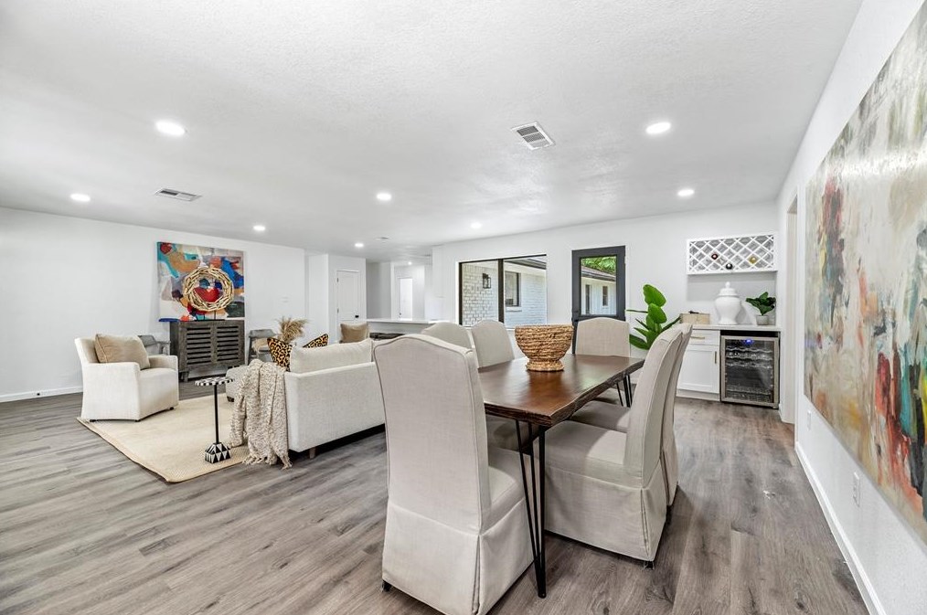 10710 Oasis Dr, Houston TX  77096-5030 exterior