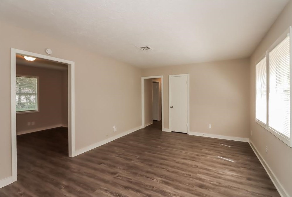 2922 Knotty Oaks Trl, Houston TX  77045-4719 exterior