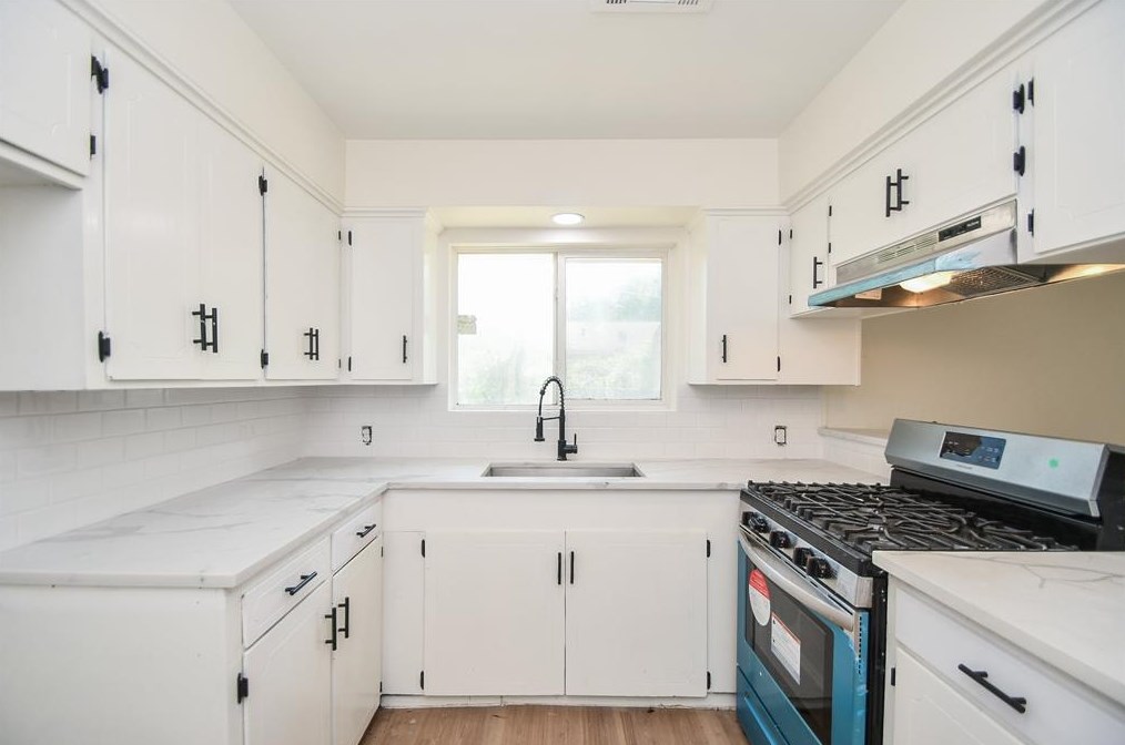 4134 Brookston St, Houston TX  77045-3226 exterior