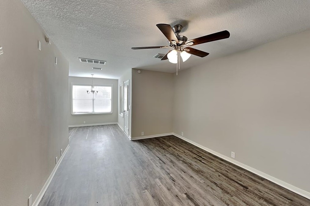 17139 Shadow Ledge Dr, Houston TX  77095-7182 exterior