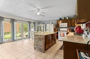 18 Arrowhead Dr, Huntsville, TX 77320 - Photo 25