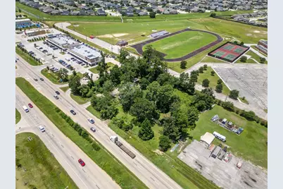 10527 Highway 242, Conroe, TX 77385 - Photo 9