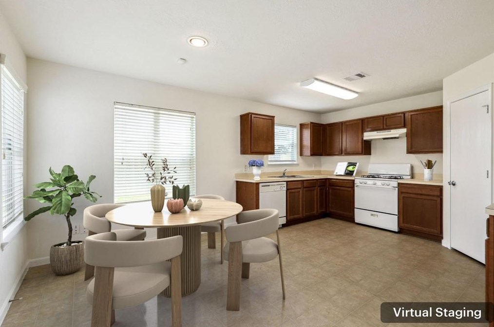 530 Silky Leaf Dr, Houston TX 77073-2832 exterior