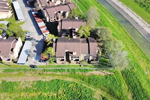 10555 Turtlewood Ct, Houston, TX 77072 - Photo 1