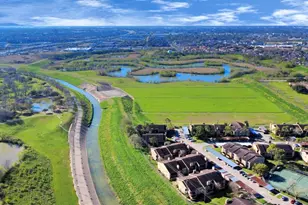 10555 Turtlewood Ct, Houston, TX 77072 - Photo 5