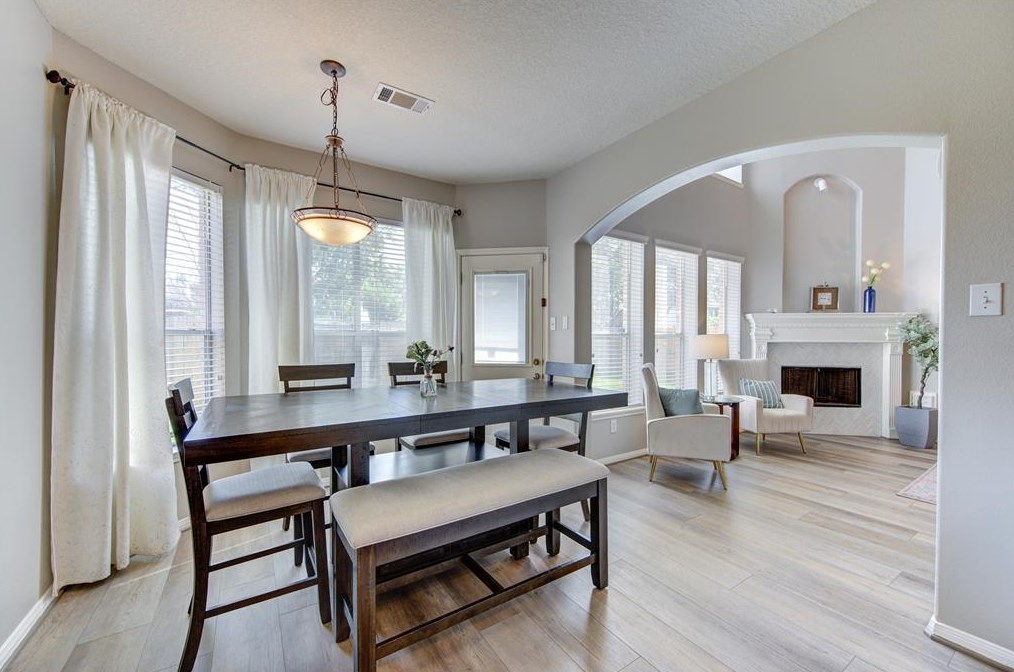 4615 Mason Ct, Sugar Land TX 77479-5408 exterior