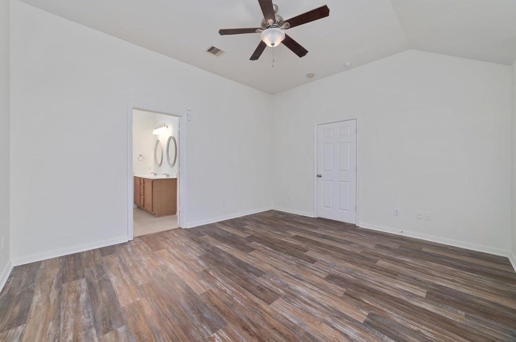 13039 Rose Lndg Dr, Houston TX  77070-5160 exterior