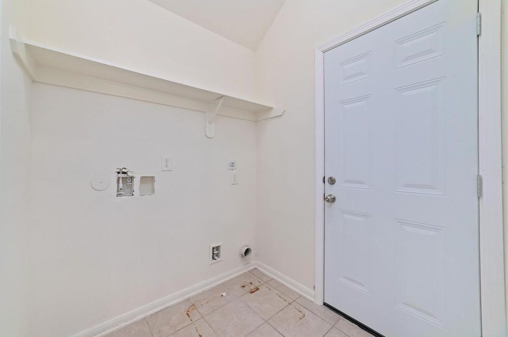 13039 Rose Lndg Dr, Houston TX  77070-5160 exterior