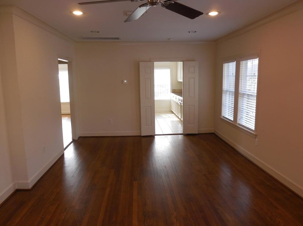 220 Woodland St, Houston TX  77009-6713 exterior