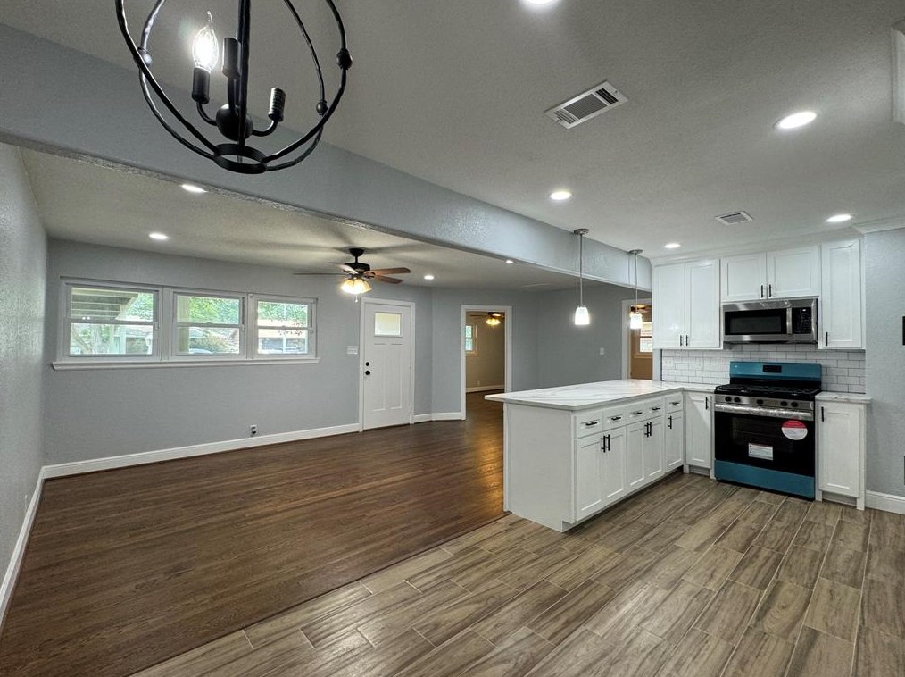 9922 Caffrey St, Houston TX  77075-4015 exterior