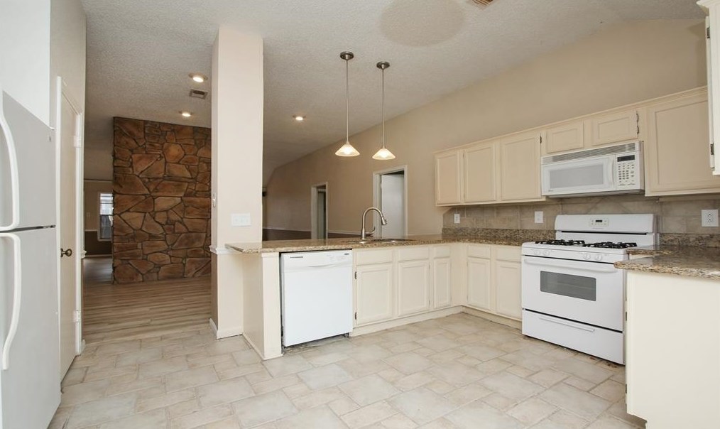 10214 Prospect Hl Dr, Houston TX  77064-5412 exterior