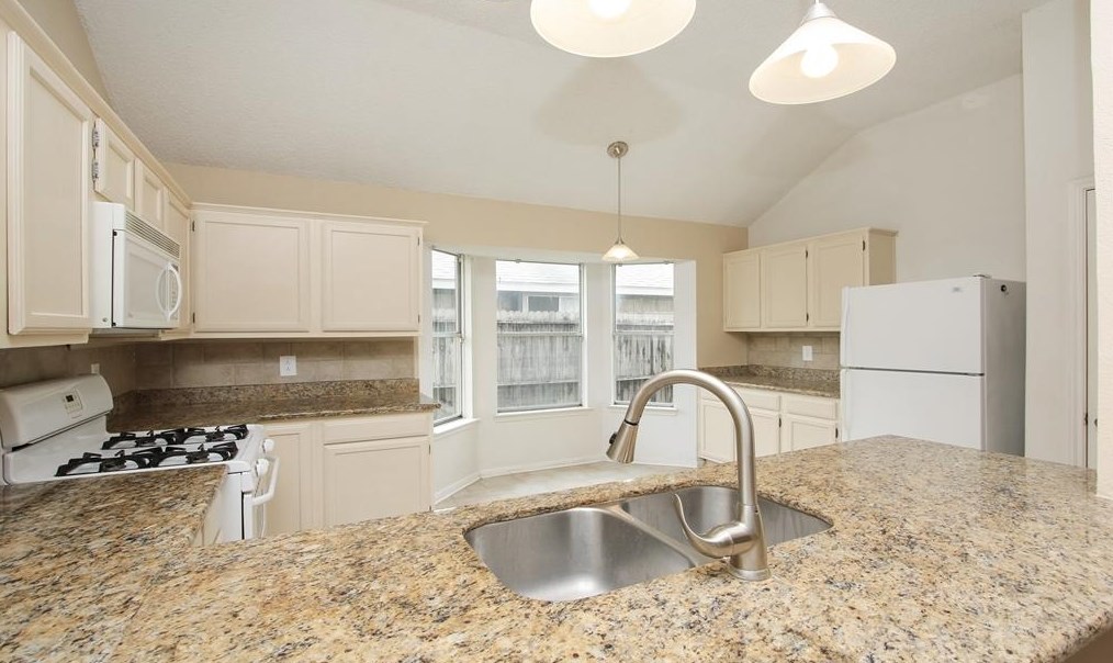 10214 Prospect Hl Dr, Houston TX  77064-5412 exterior