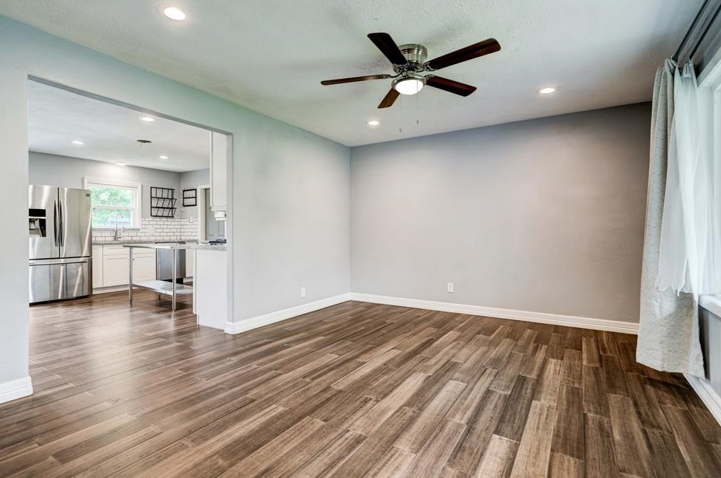 7011 Neff St, Houston TX  77074-4827 exterior