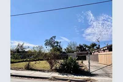 7511 Hirsch Road, Houston, TX 77016 - Photo 7