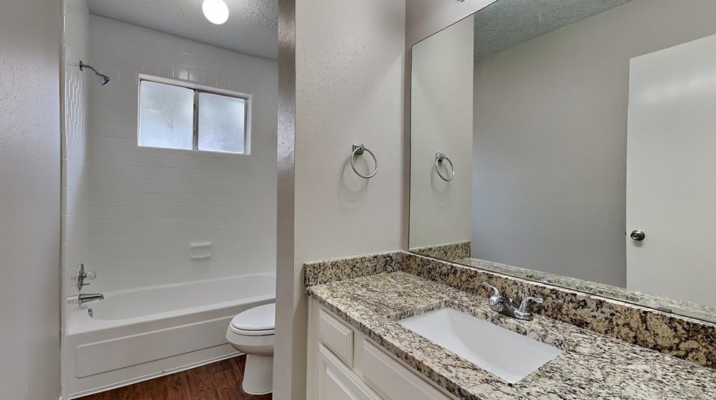 6602 Soledad Dr, Houston TX  77083-2114 exterior