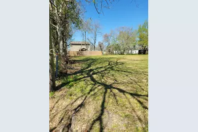 205 S Cobb Street, Texas City, TX 77591 - Photo 5