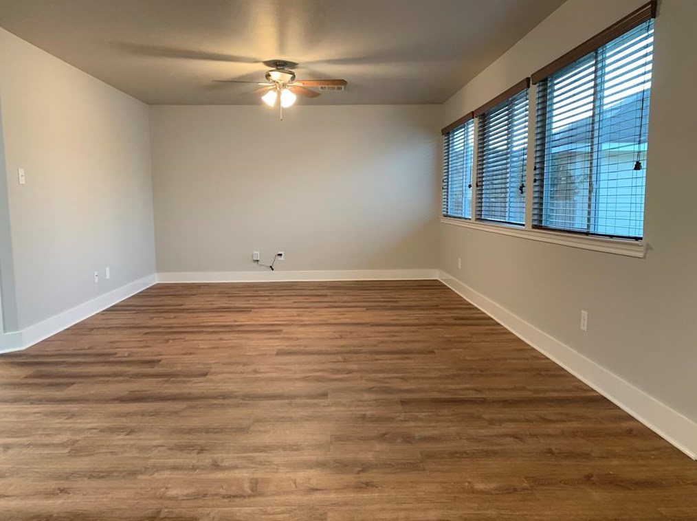 11927 Longwood Garden Way, Houston TX  77047-4451 exterior