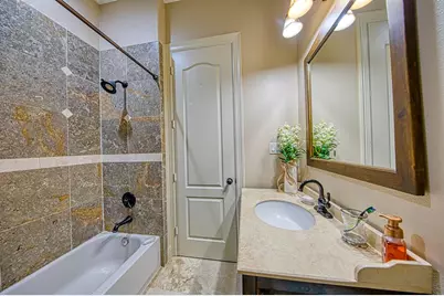 6310 Hamman Street #D, Houston, TX 77007 - Photo 33