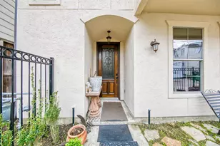 6310 Hamman St, Houston, TX 77007 - Photo 1