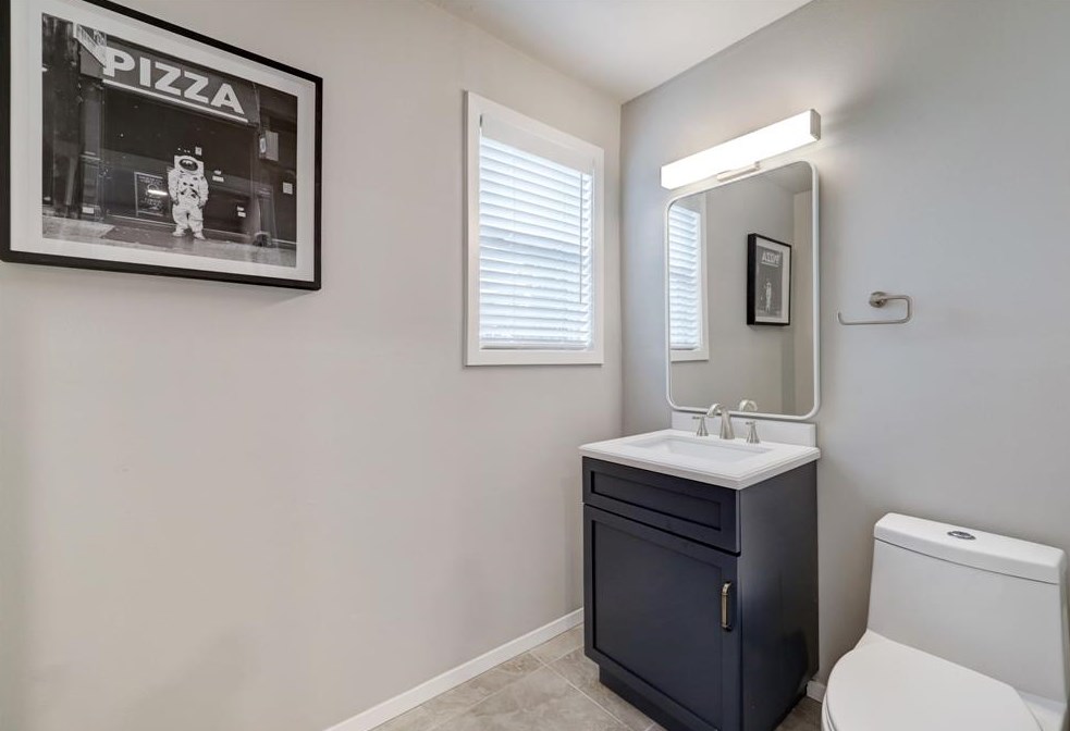 6235 Cindy Ln, Houston TX  77008-5109 exterior