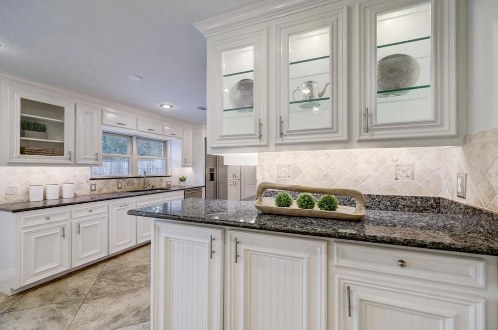 6235 Cindy Ln, Houston TX  77008-5109 exterior