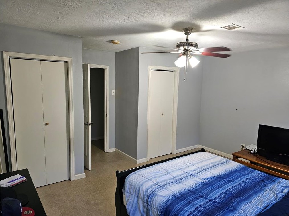 8334 Carolwood Dr, Houston TX  77028-2708 exterior