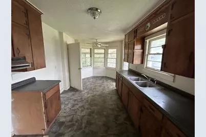 509 E Martin Luther King Boulevard, Jasper, TX 75951 - Photo 9