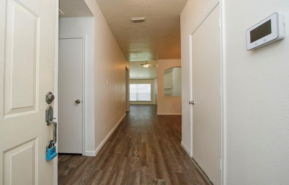 3703 Apple Holw Ln, Humble TX 77396-3937 exterior