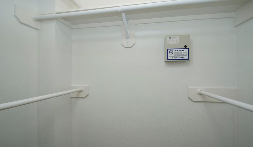 3703 Apple Holw Ln, Humble TX 77396-3937 exterior