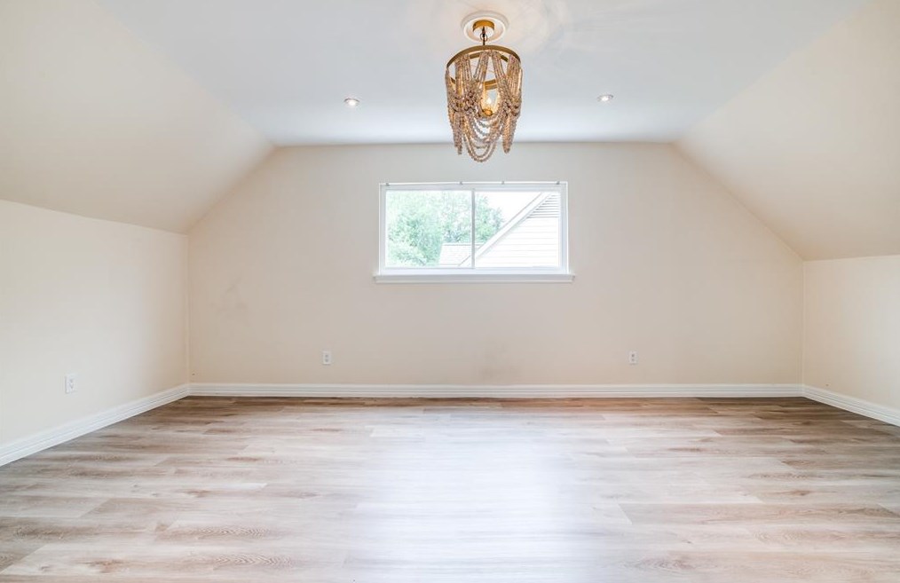 18531 Pt Lookout Dr, Houston TX  77058-4026 exterior
