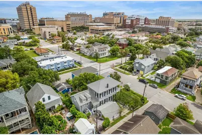 607 11th Street, Galveston, TX 77550 - Photo 3