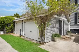 607 11th St, Galveston, TX 77550 - Photo 45