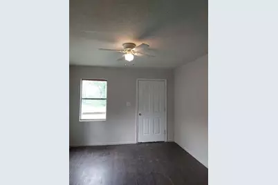 215 Blackshear Street, Tomball, TX 77375 - Photo 9