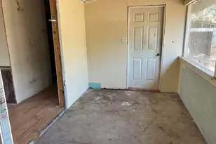 3702 Park St, Damon, TX 77430 - Photo 5