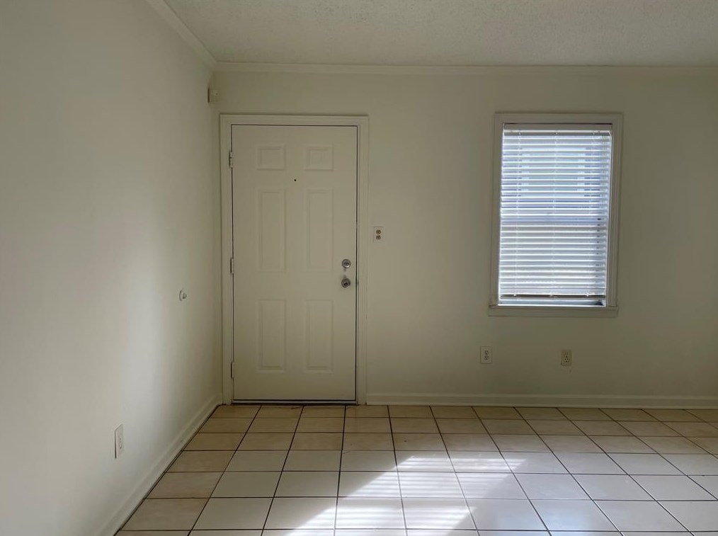 1522 Nicholson St, Houston TX  77008-4136 exterior