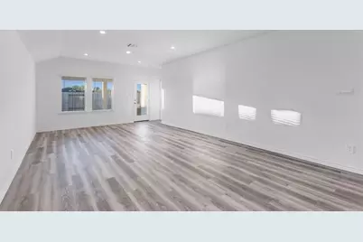 5630 Spoonbill Drive, Orange, TX 77632 - Photo 9