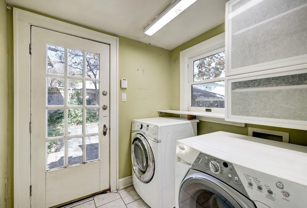815 Rdg, Houston TX  77009-7309 exterior