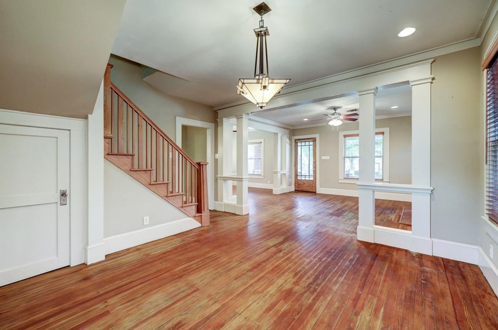 815 Rdg, Houston TX  77009-7309 exterior