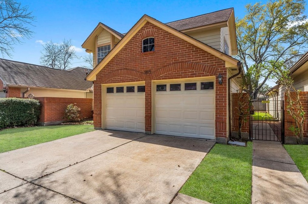9819 Territory Ln, Houston TX  77064-5231 exterior