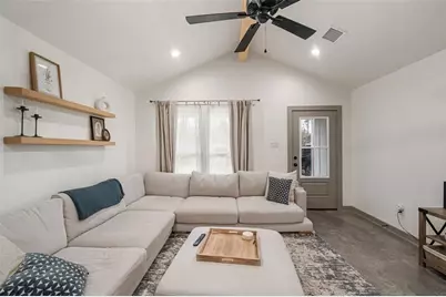 10588 Royal Terrell Drive, Conroe, TX 77303 - Photo 5