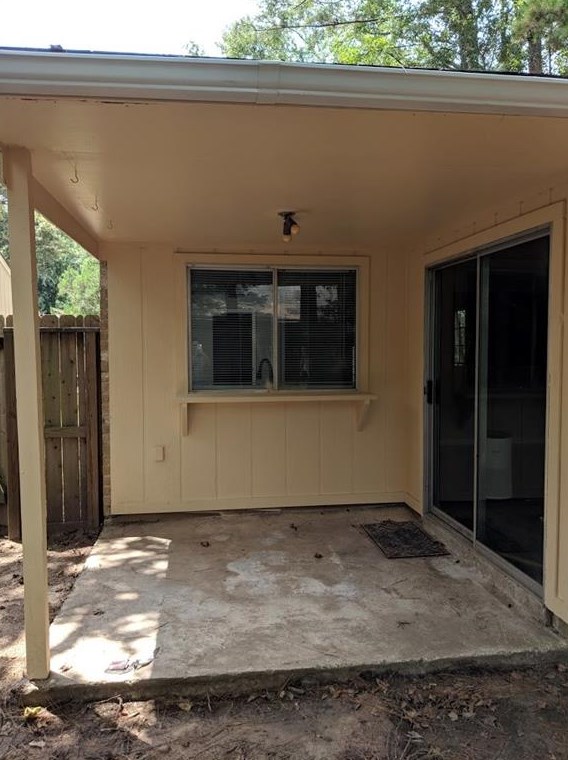 26 Broken Oak Ct, Spring TX  77381-2778 exterior