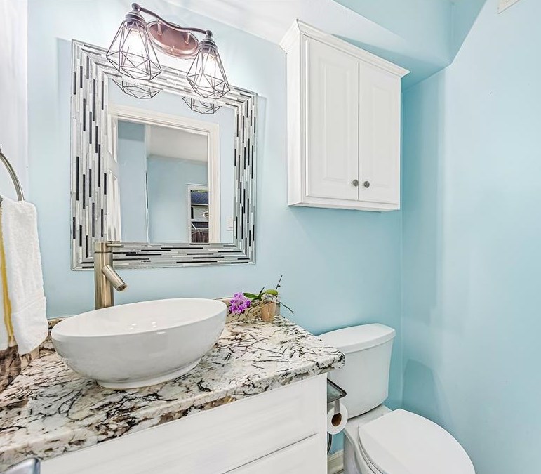 12414 Briar Frst Dr, Houston TX  77077-2932 exterior