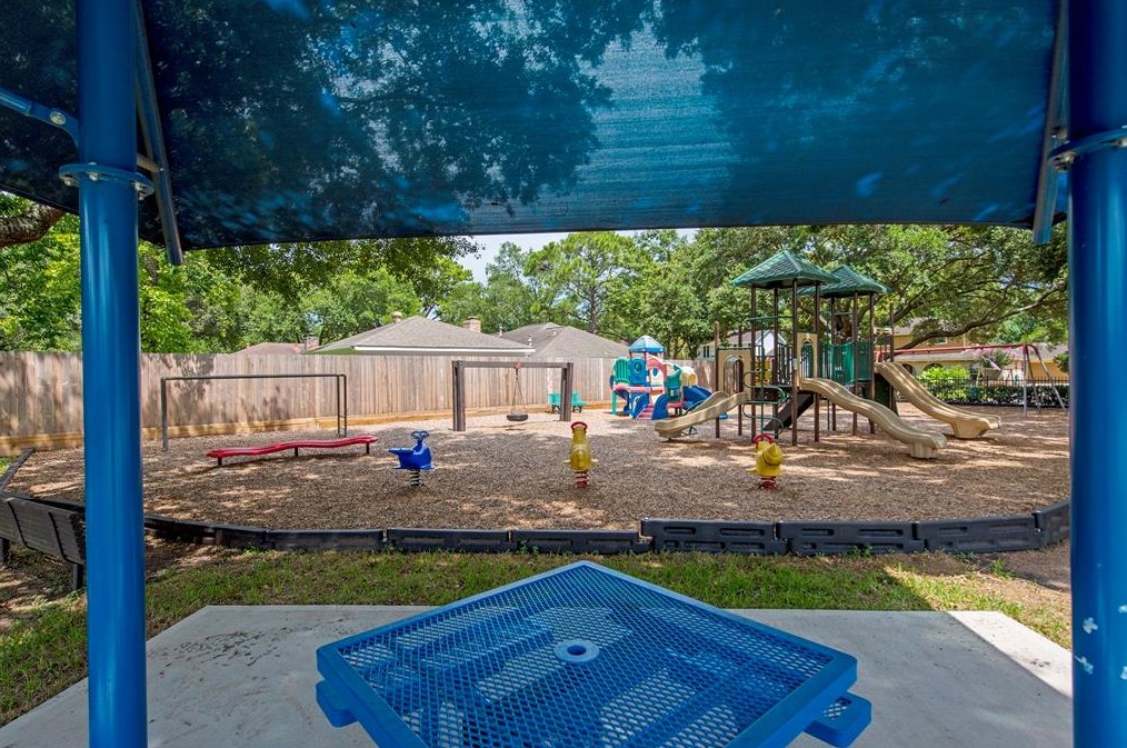 12414 Briar Frst Dr, Houston TX  77077-2932 exterior