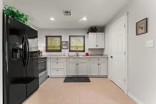 812 Lake Livingston Blvd, Livingston, TX 77351 - Photo 19