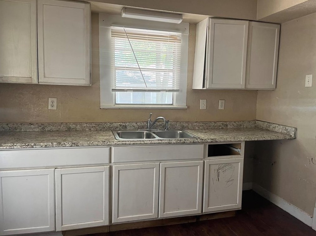 8147 Easton St, Houston TX  77017-2324 exterior